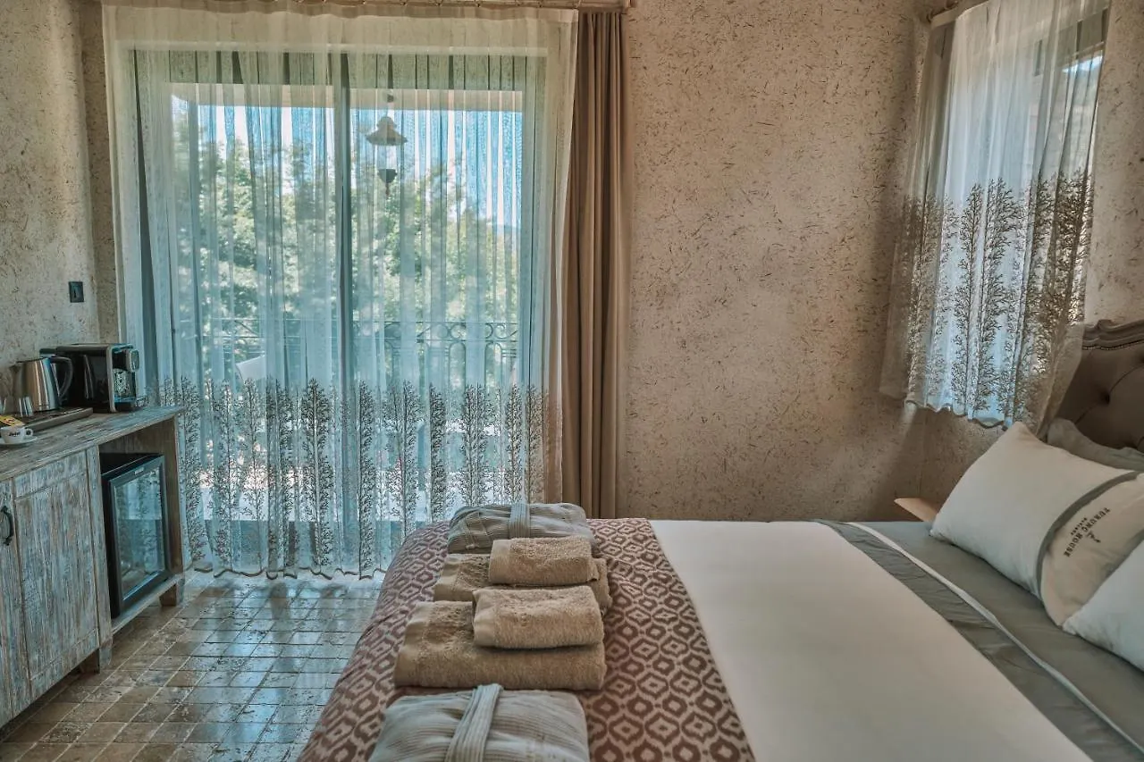 Turunç House Kayaköy Otel